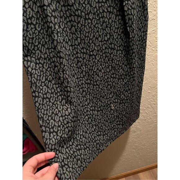 Calvin Klein Grey & Black Leopard Dress Size 6 Woman’s - Picture 2 of 11